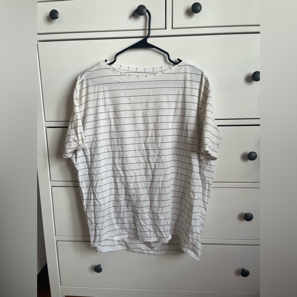 Lululemon striped back in action shirt